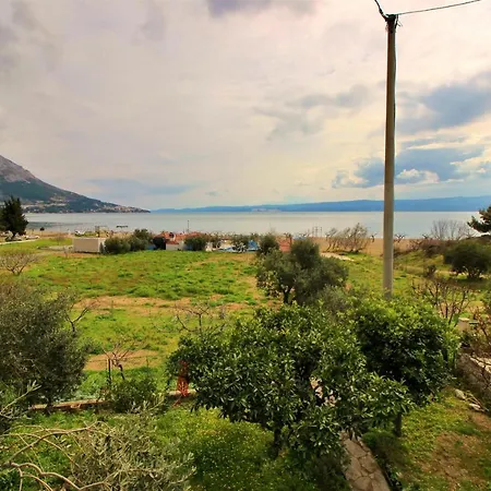 Apartments Slado Omis Exterior photo